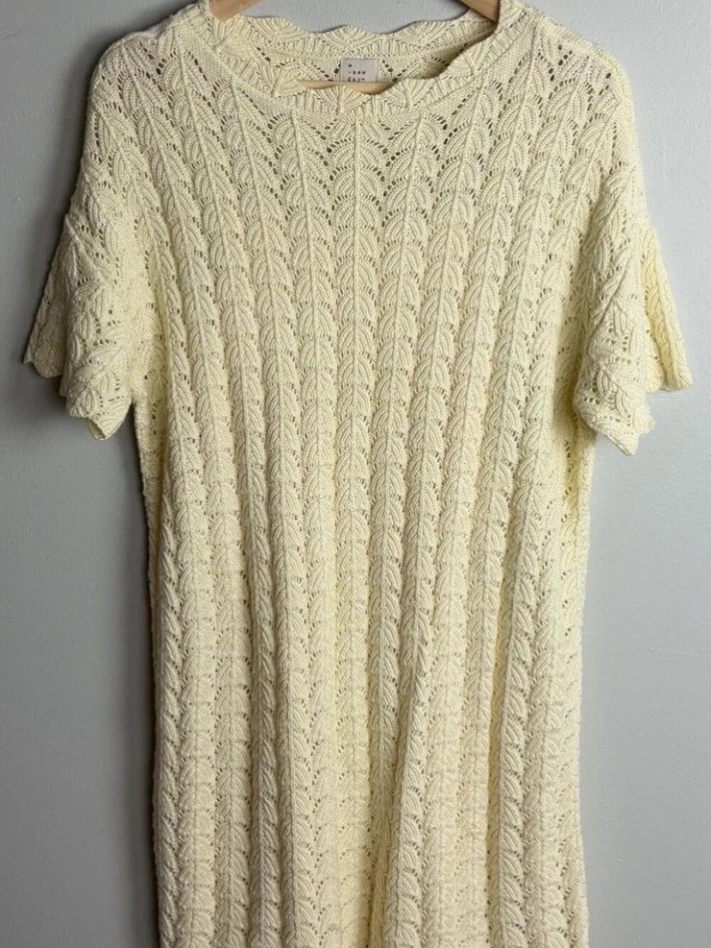 A New Day Cream Crochet Knit Dress Short Sleeve Size Medium Scalloped Hem Womens